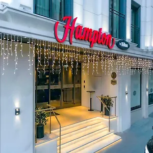 3* Otel Hampton By Hilton Old